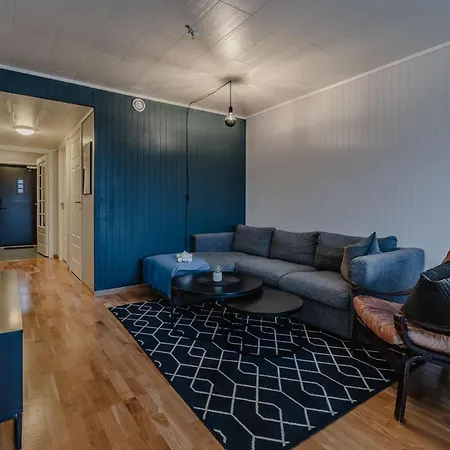 Апартаменты Longyearbyen Apartment *