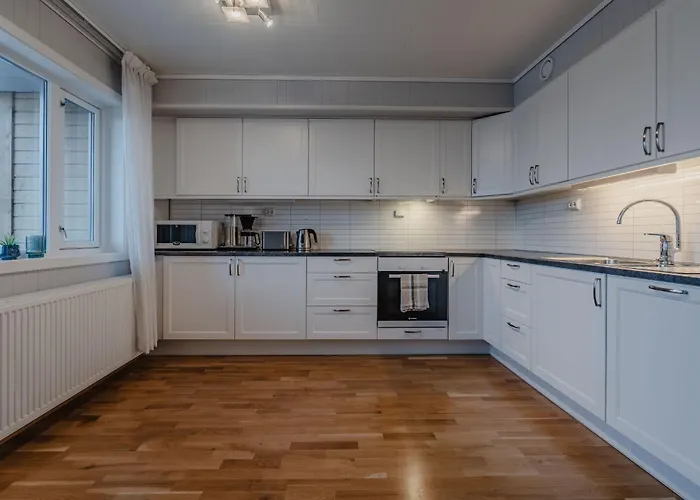 Longyearbyen Apartment *